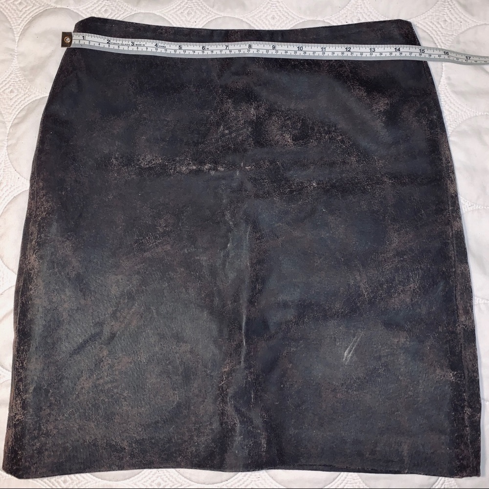 VTG DKNY Suede/Leather Skirt